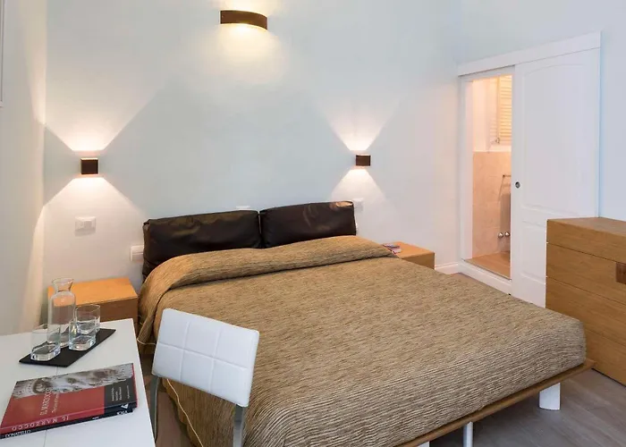 Casa Rovai Guest House